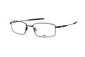 Óculos Oakley Polished em metal preto brilhante com ponteira emborrachada