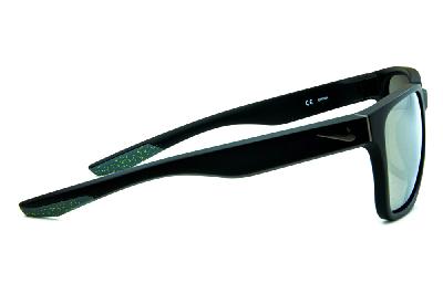 Óculos de Sol Nike Recover preto fosco com lentes espelhadas prata para homens