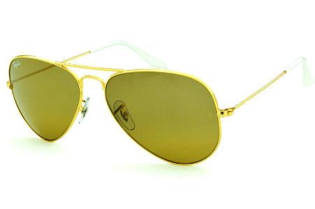 Óculos de sol Ray-Ban Aviador dourado lente marrom e ponteira branca