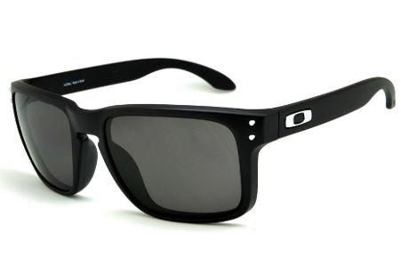 Óculos de sol masculino quadrado Oakley Holbrook acetato preto e lentes cinza modelo esportivo