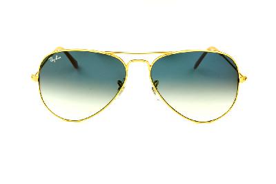 Óculos Ray-Ban Aviador RB 3025 dourado com lente azul degradê tamanho 58