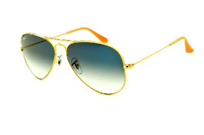 Óculos Ray-Ban Aviador RB 3025 dourado com lente azul degradê tamanho 58