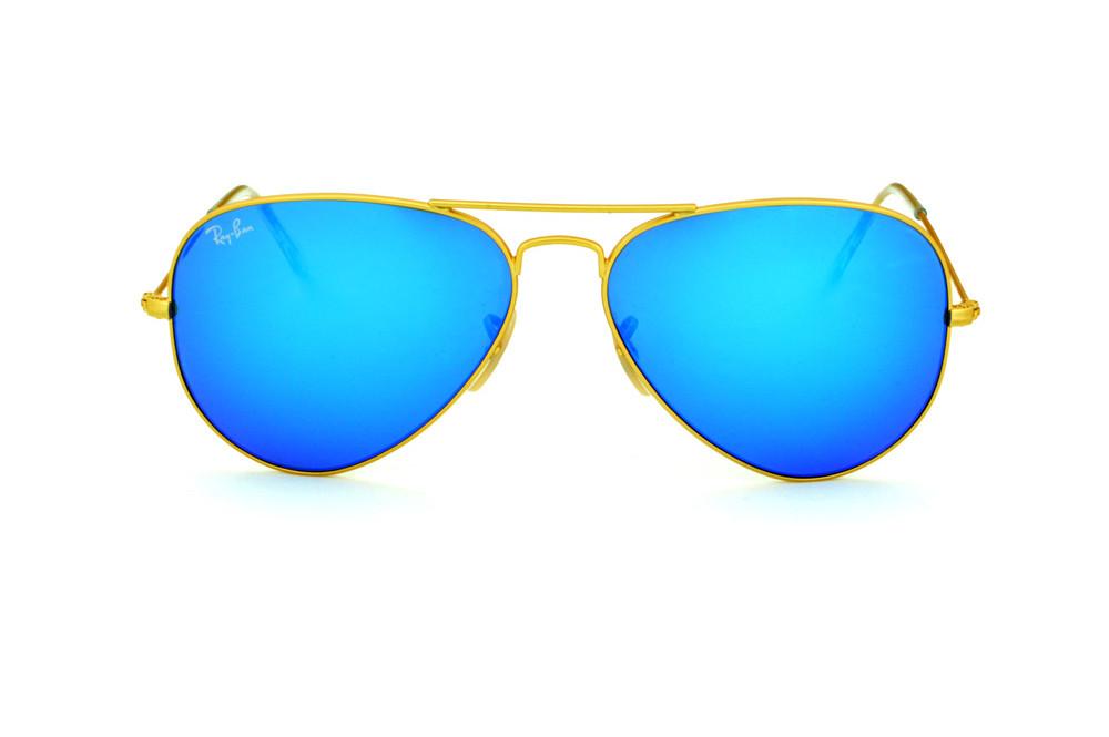 Óculos de sol Ray-Ban Aviador em metal dourado fosco e lente azul espelhada