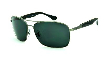 Óculos de sol masculino Ray-Ban quadrado em metal cinza grafite modelo clássico