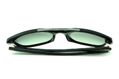 Óculos de Sol Armani Exchange Gatsby em acetato preto para homens e mulheres