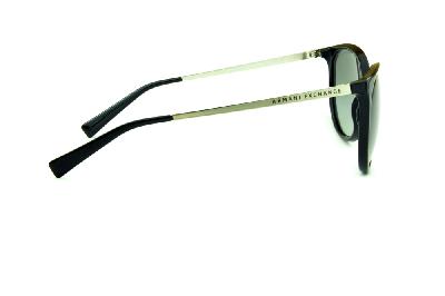 Óculos de Sol Armani Exchange em acetato preto e haste metal fina feminino