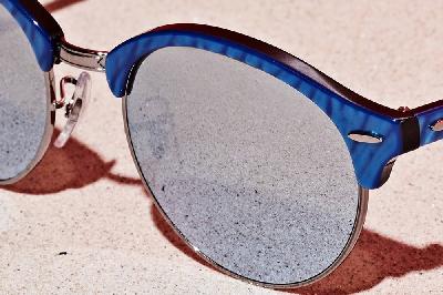 Óculos de Sol Ray-Ban Clubround azul rajado e lentes espelhadas prata