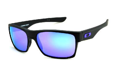 Óculos de sol Oakley OO 9189 Twoface preto com lente roxa